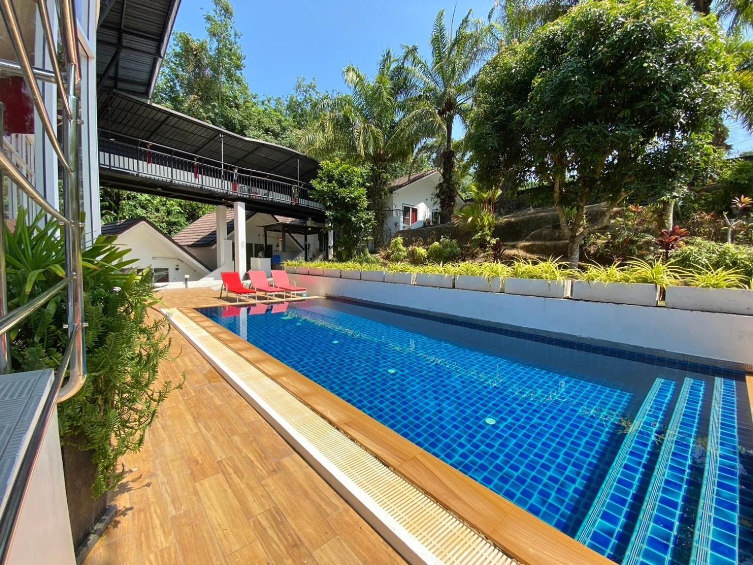 - Nap Dau - 10 Bedroom Private Pool - Phuket Villa Chalong
