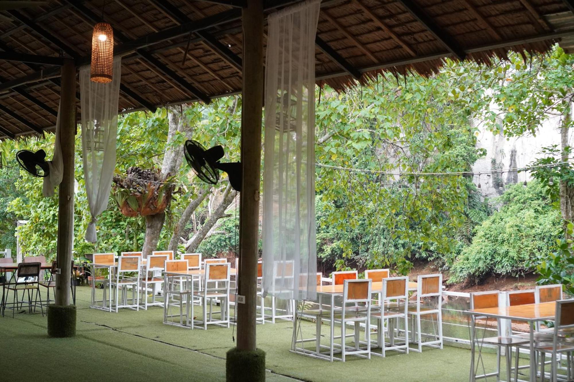 Chiewlan Camp And Resort 2*