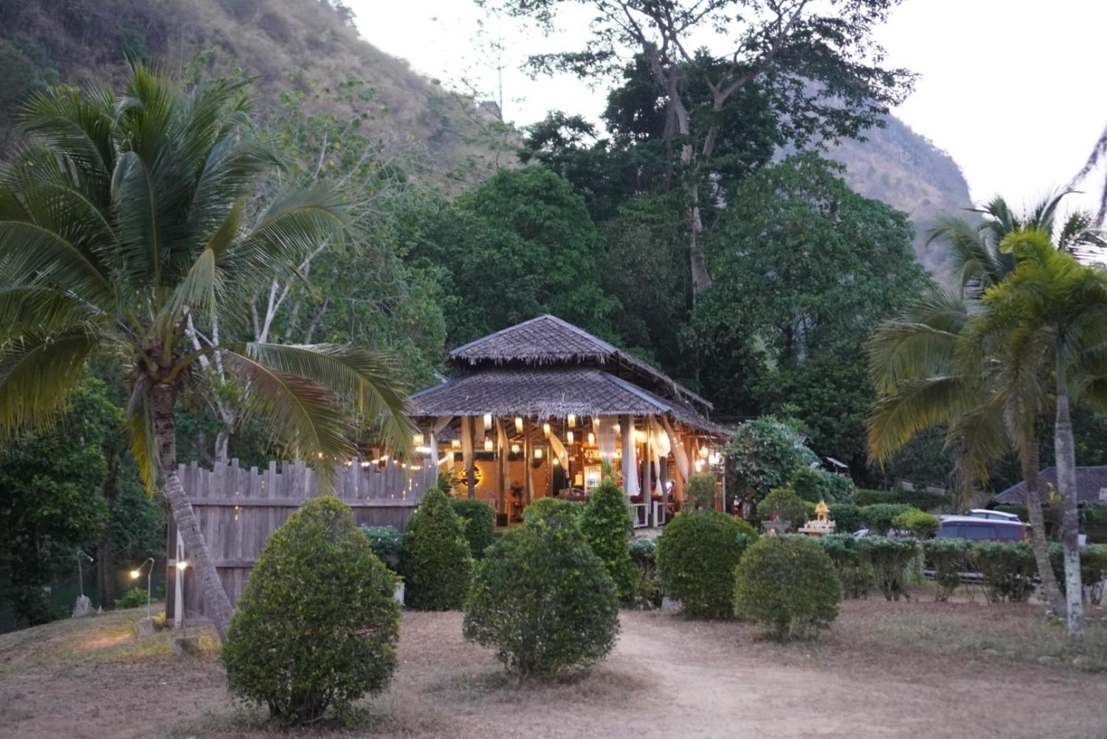 Resort Chiewlan Camp And Ban Pha Saeng Lang