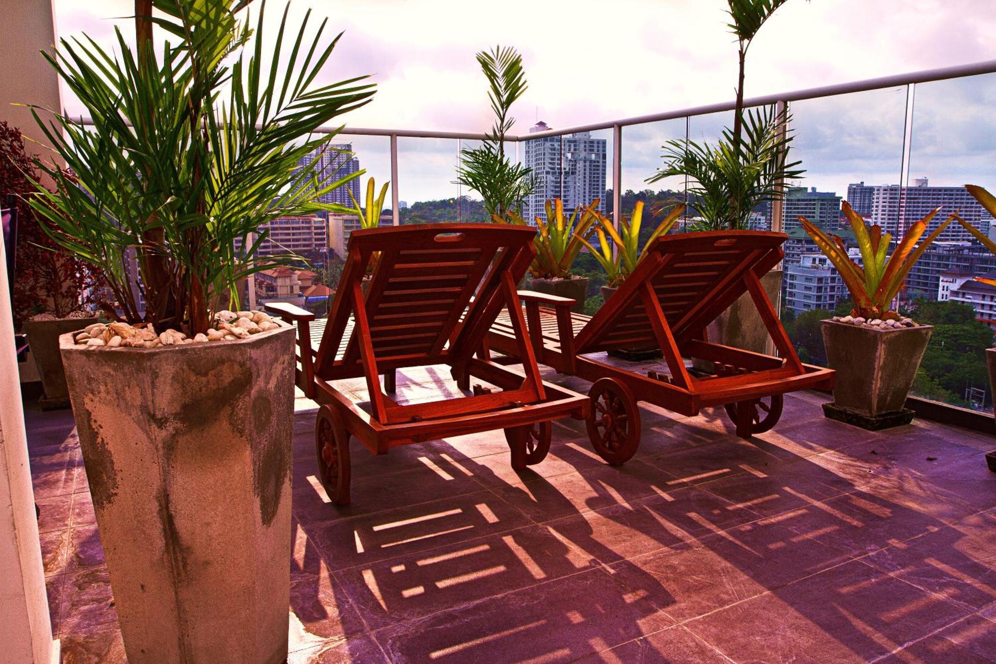 Penthouse With Great View * Pattaya