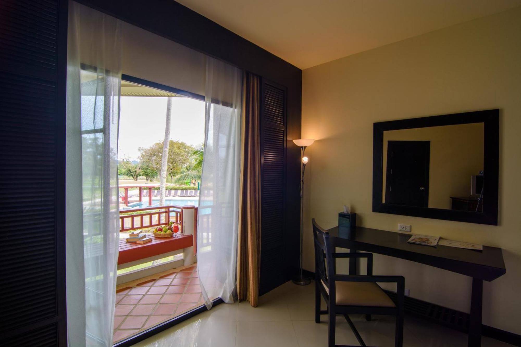 Hotel The Nouveau And Golf