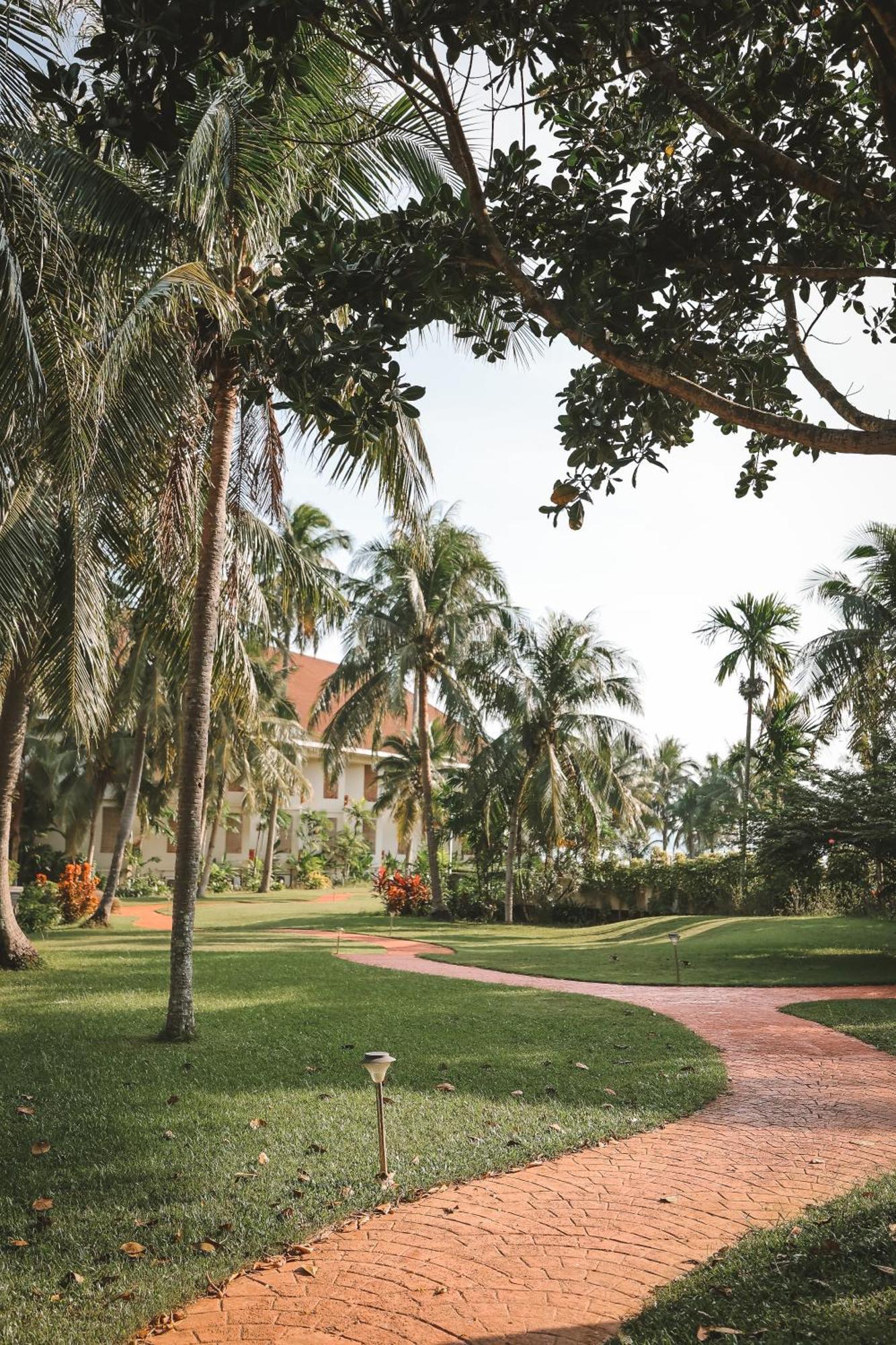 The Nouveau And Golf Hotel 4*