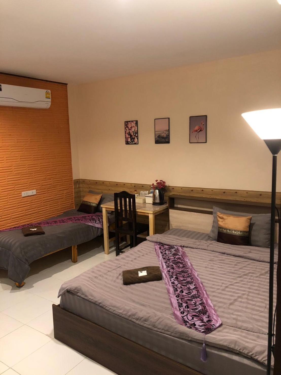 โรงแรมแสนดีเพลส เมาเท่นวิว Aparthotel