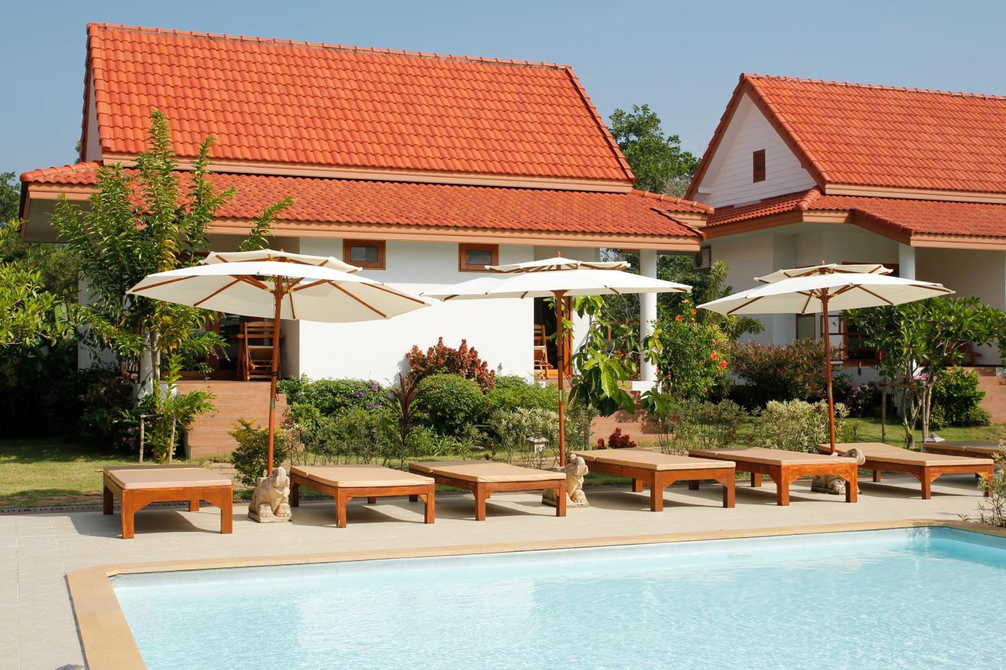 Armonia Village And 3* Chumphon