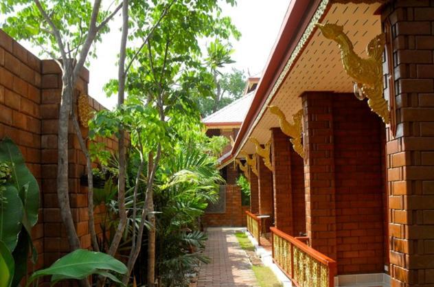 Irawadee Inn