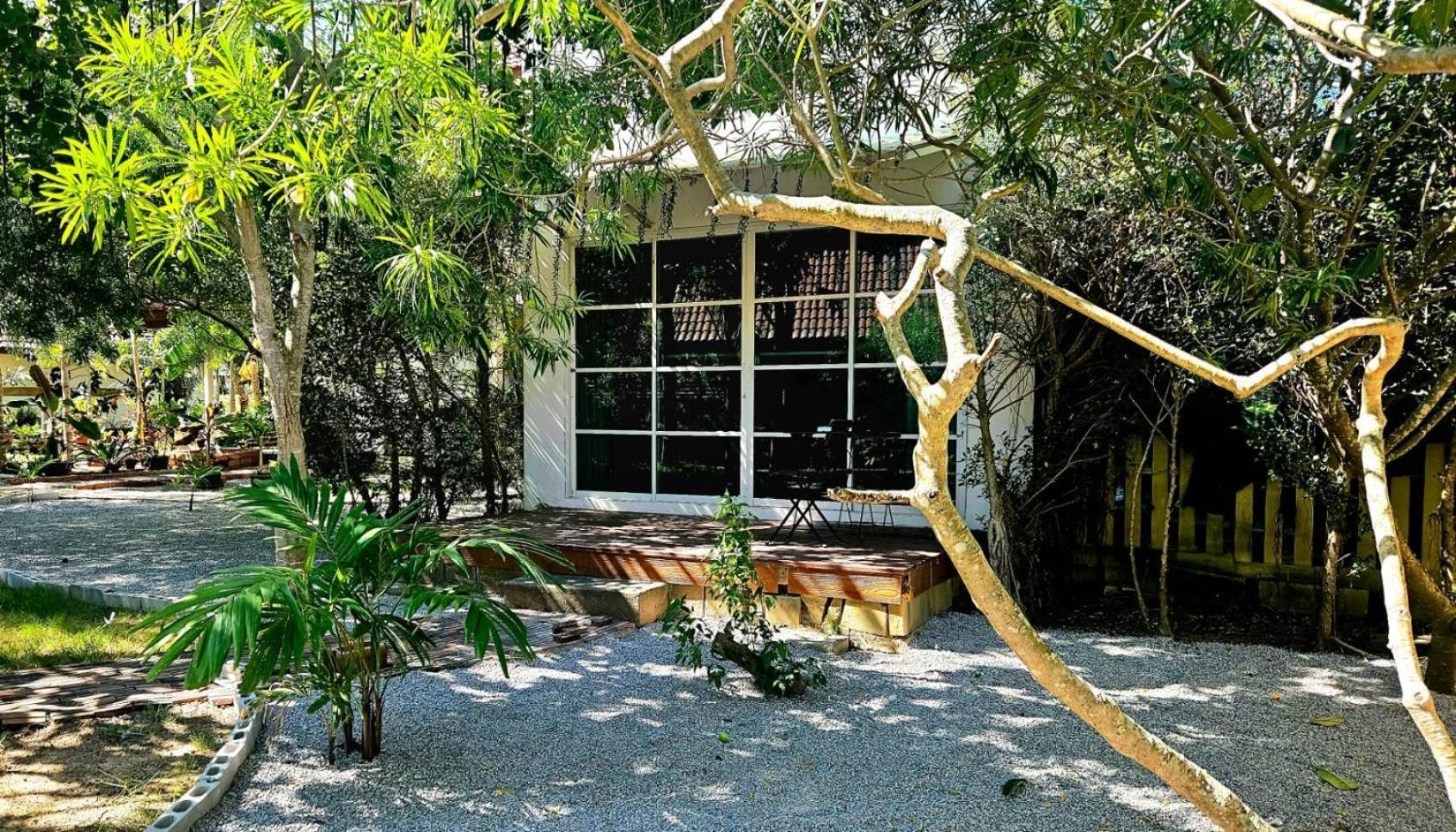 The Hillside Resort 3*