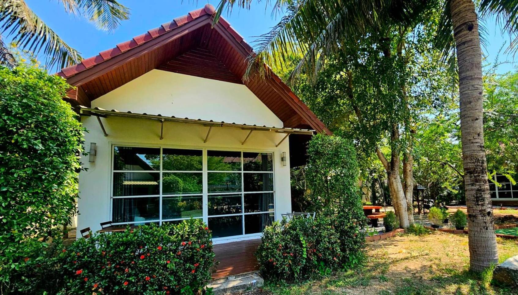The Hillside Resort