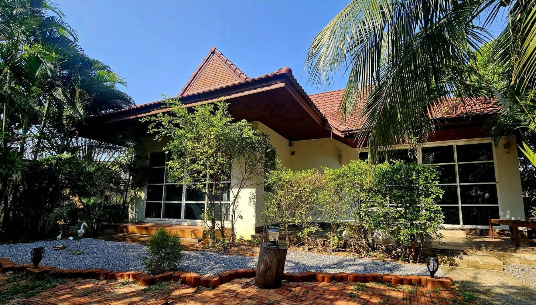 The Hillside Resort 3*