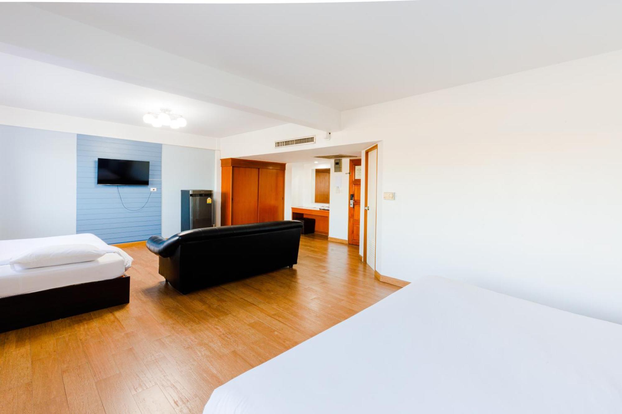 River The Budget Hotel