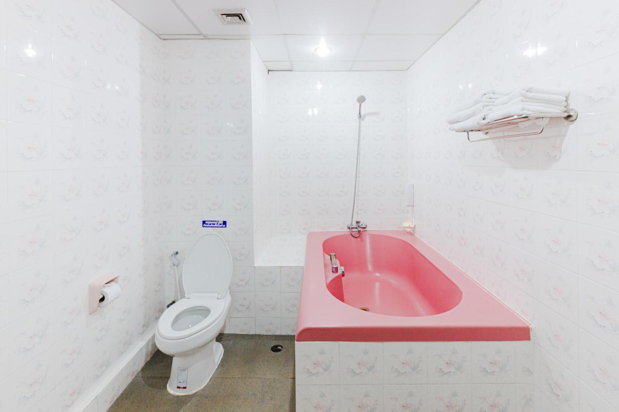 Hotel River The Budget 3*