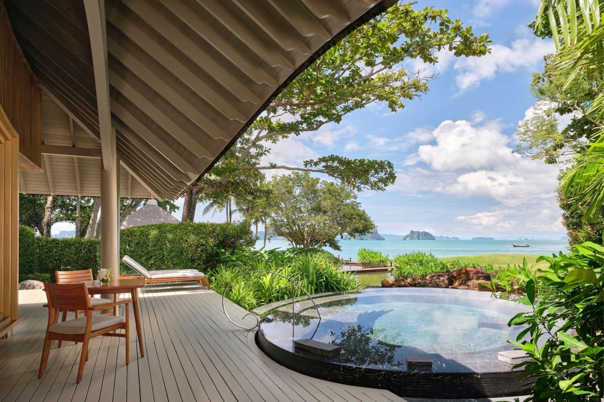 Phulay Bay, A Ritz-carlton Reserve Tub Kaek Beach