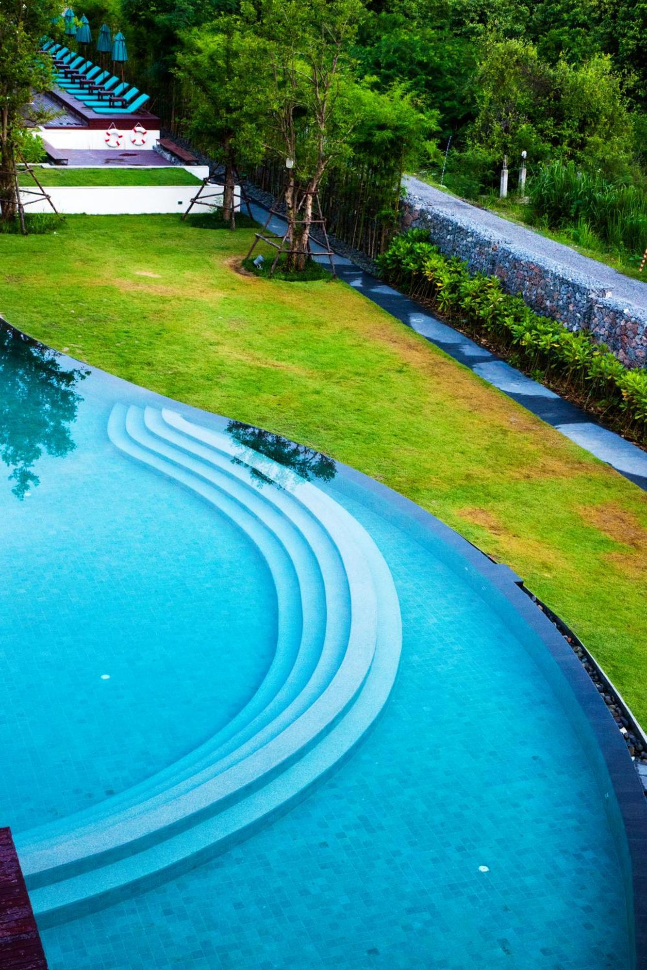 Hotel The Serenity