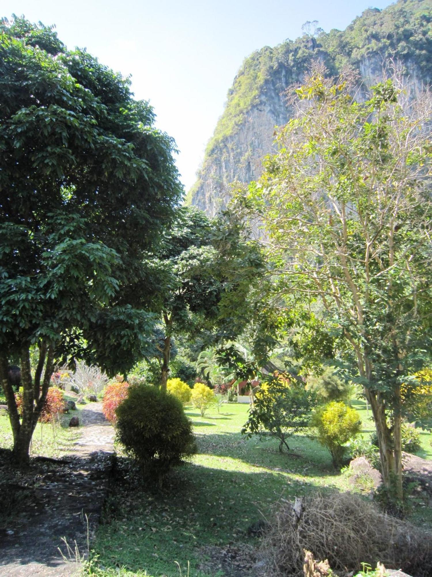 Phanom Bencha Mountain