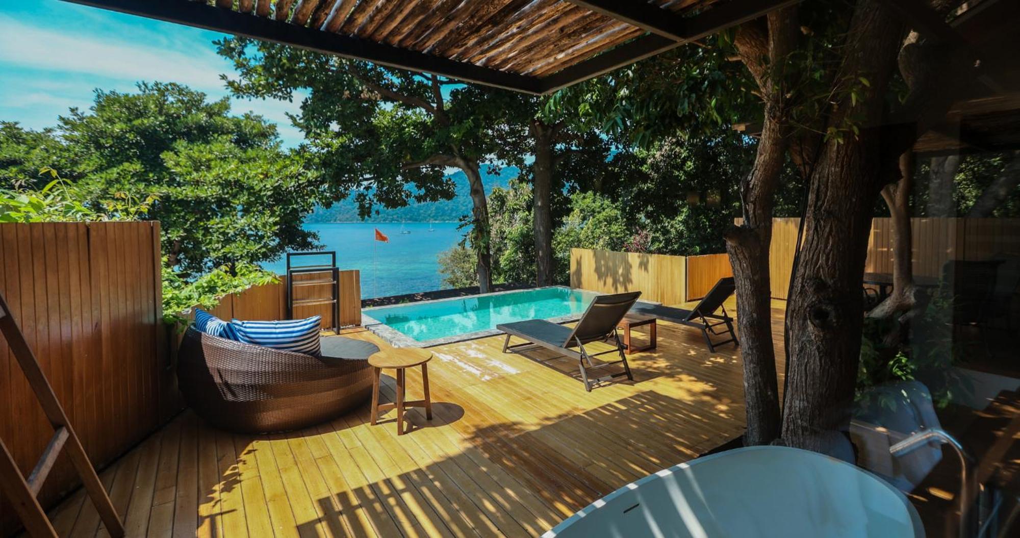 Resort The Cliff