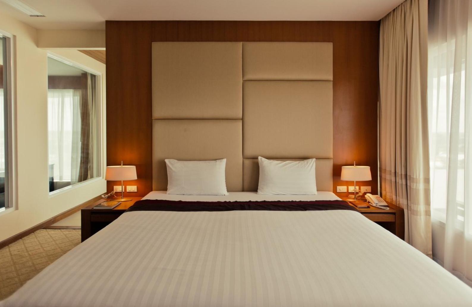 Hotel Sunee Grand And Convention Center 5*