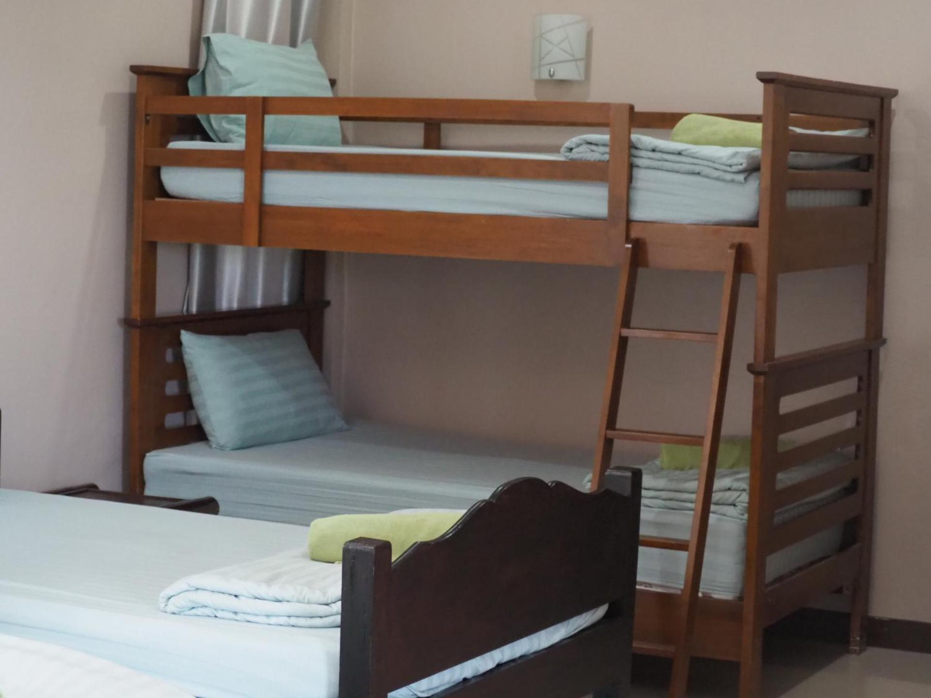 Guest house บ้านชมเขา - Baan Chom Khao Pakchong