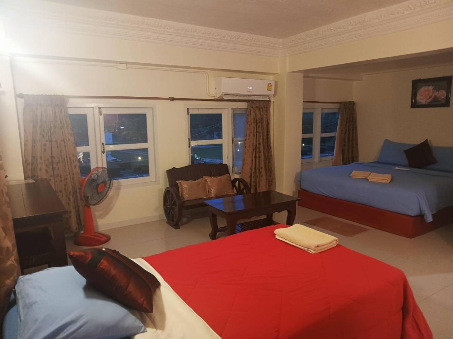Hotel Anchalee Bang Saphan
