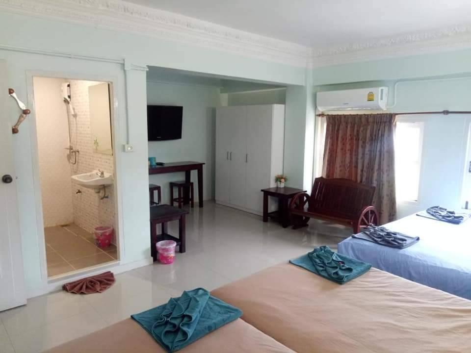 Anchalee Bang Saphan