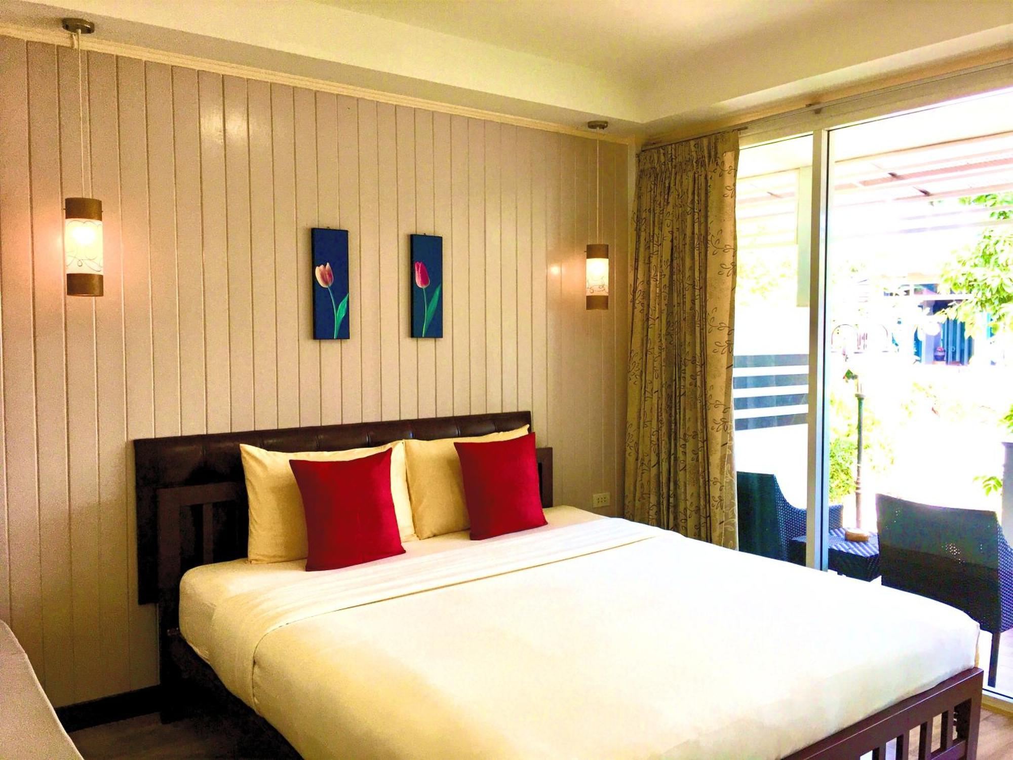 Resort Riviera Ko Lan