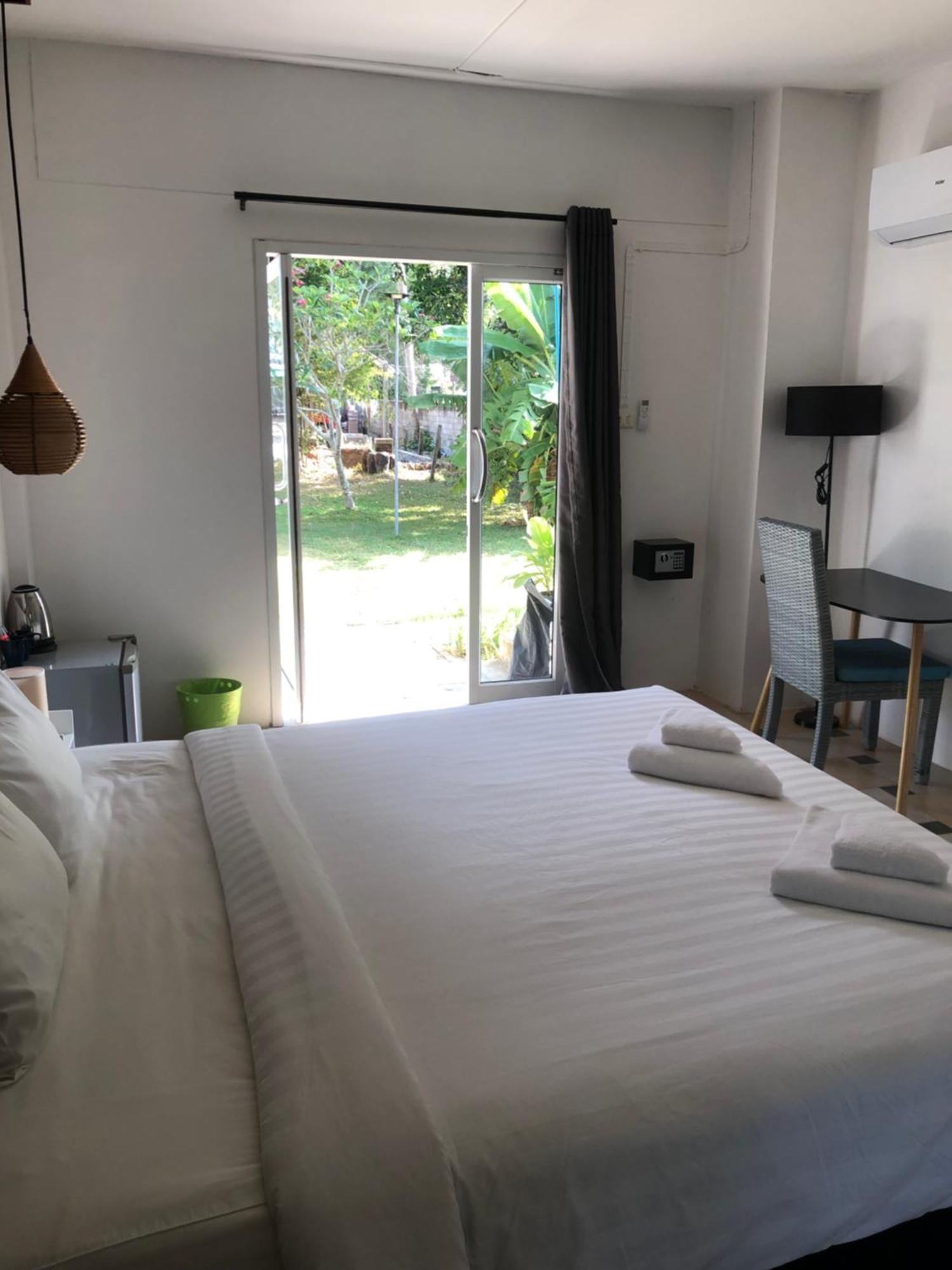 Resort Wild Wood X Hansa Fitness Thongsala