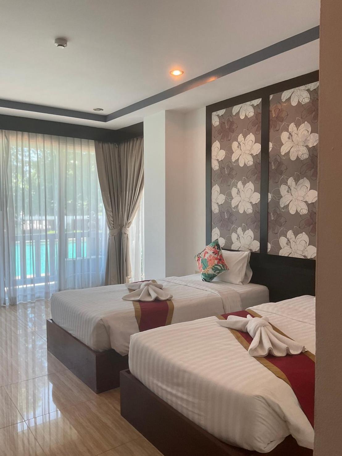 The Pattaya Na Chom Thian