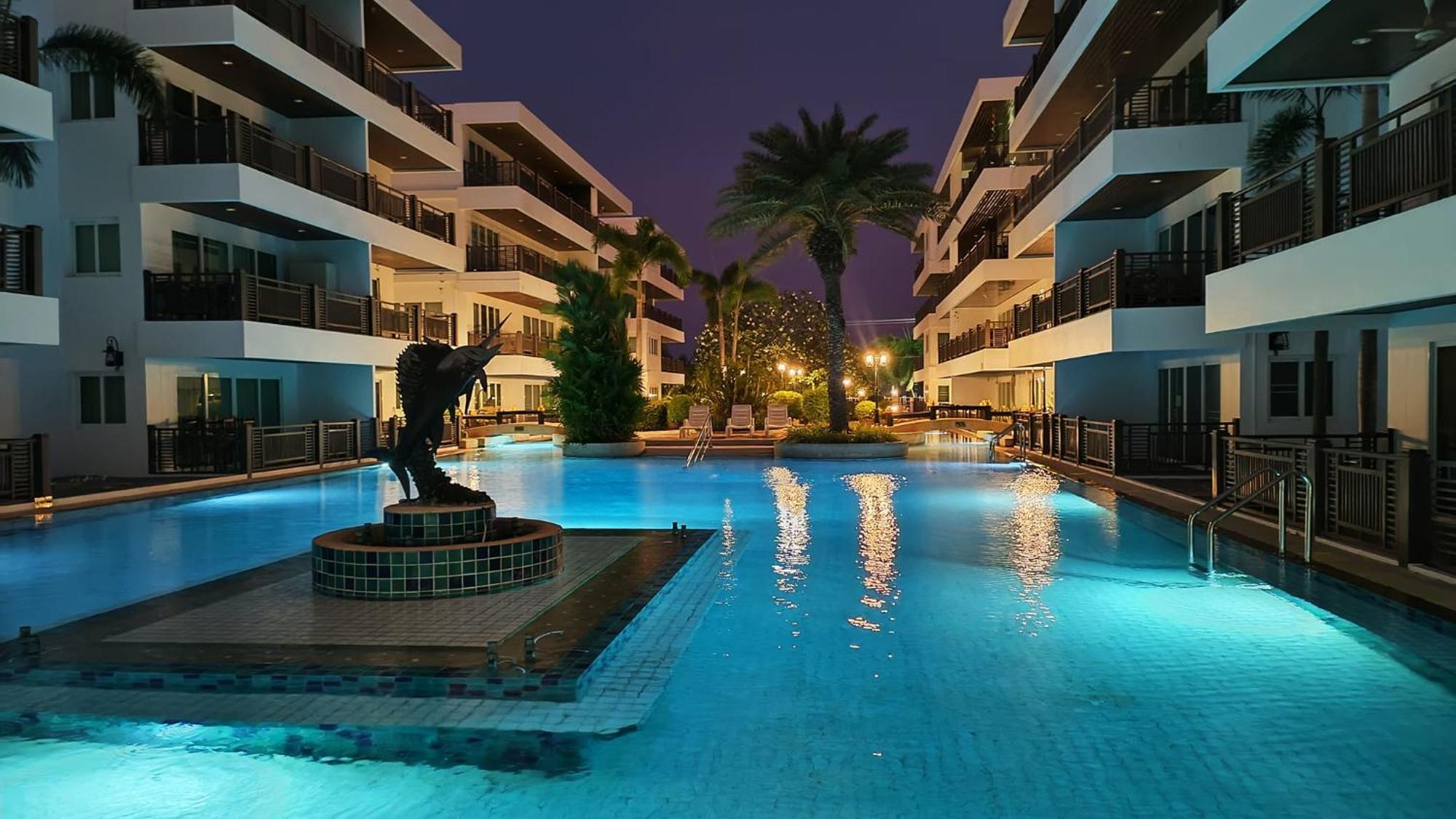 Beachfront With Balcony, Sea View & Pool View - Cha Am - Hua Hin Cha-Am
