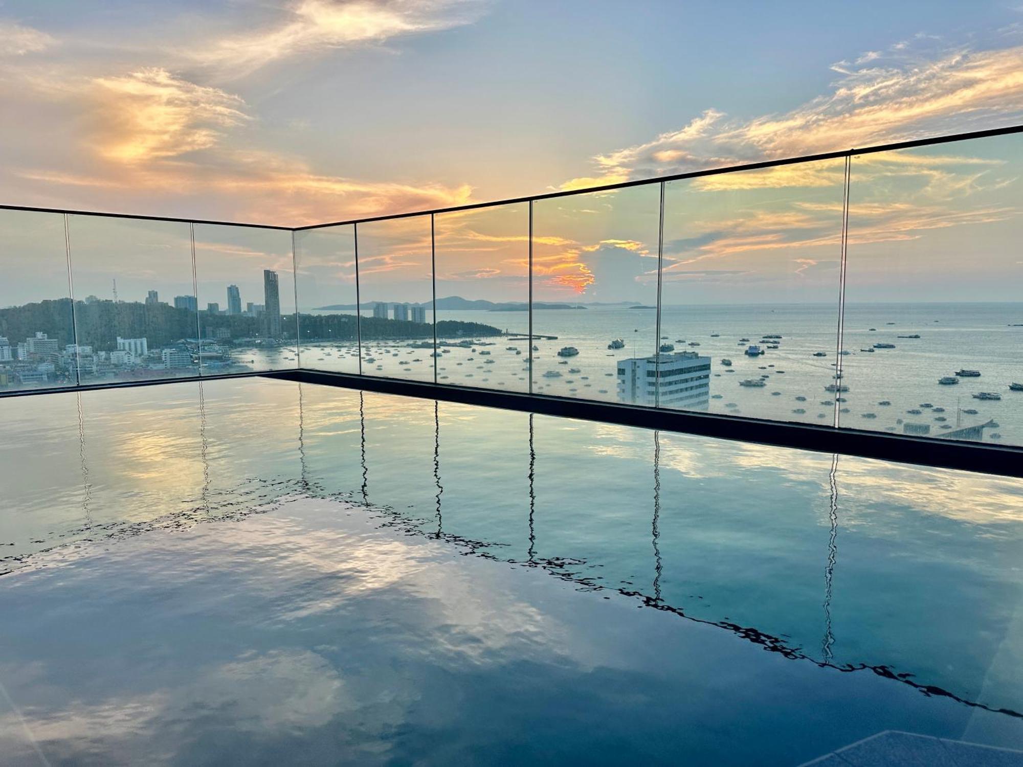 Apartment Edge Cozy Vacation Infinite Sky Pool *
