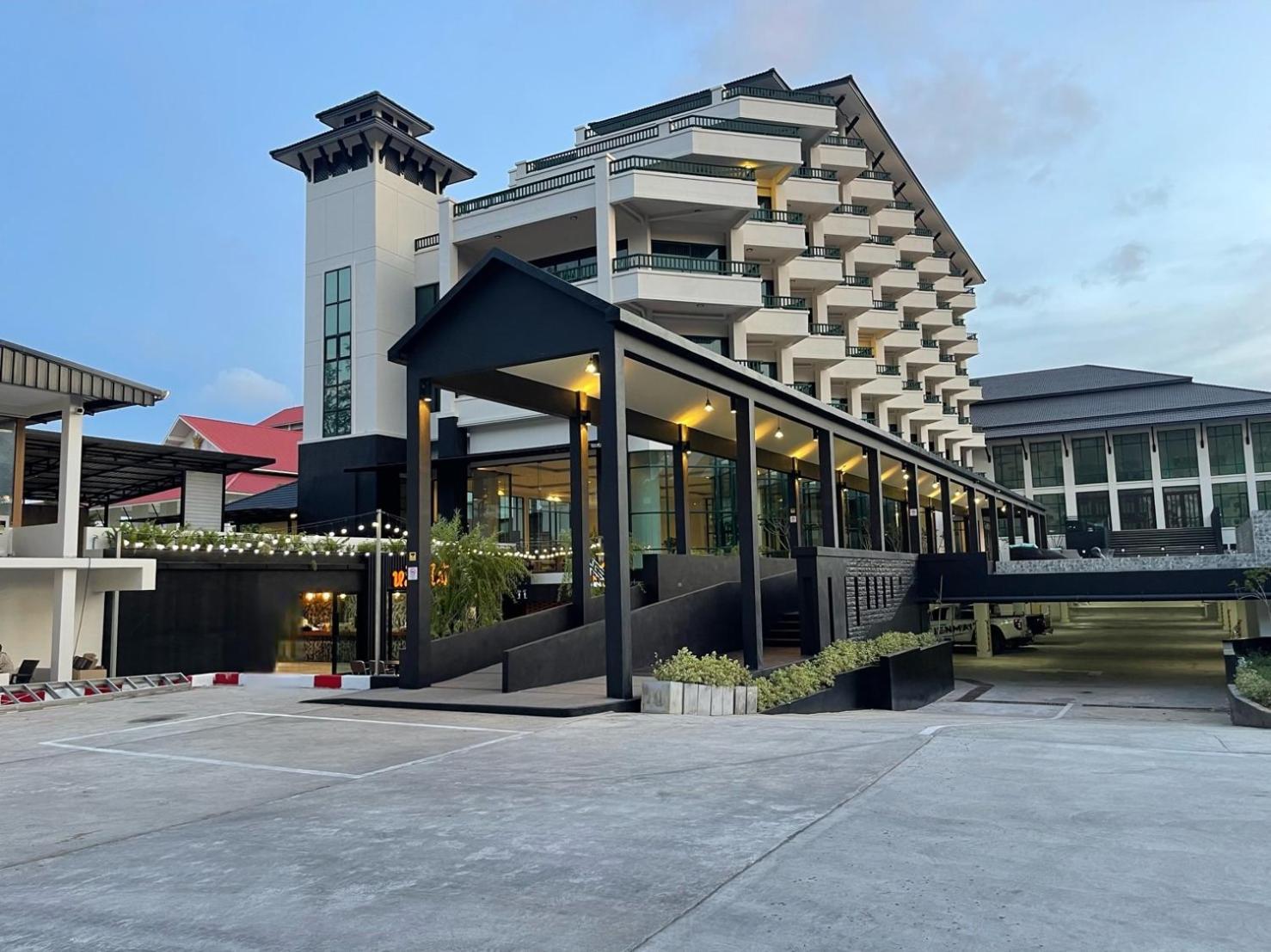 Solis Rajamangala Songkhla