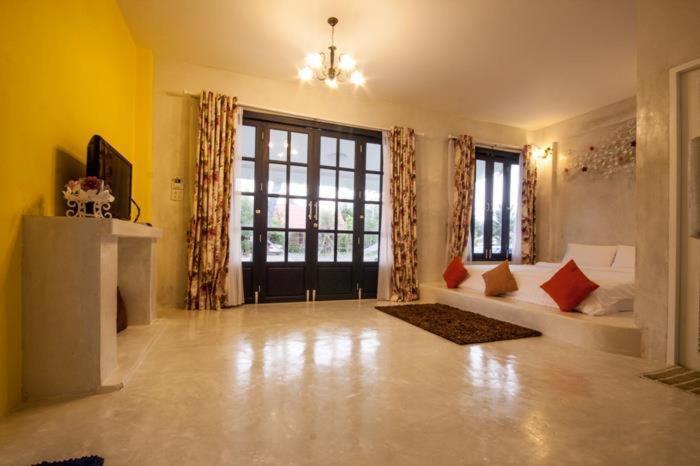 Hotel Laemsing Whitehouse 3*
