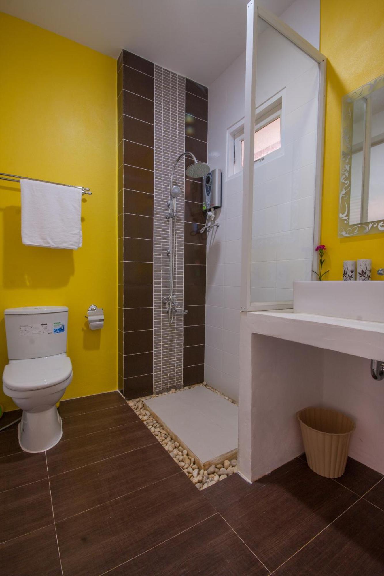 Hotel Laemsing Whitehouse 3*
