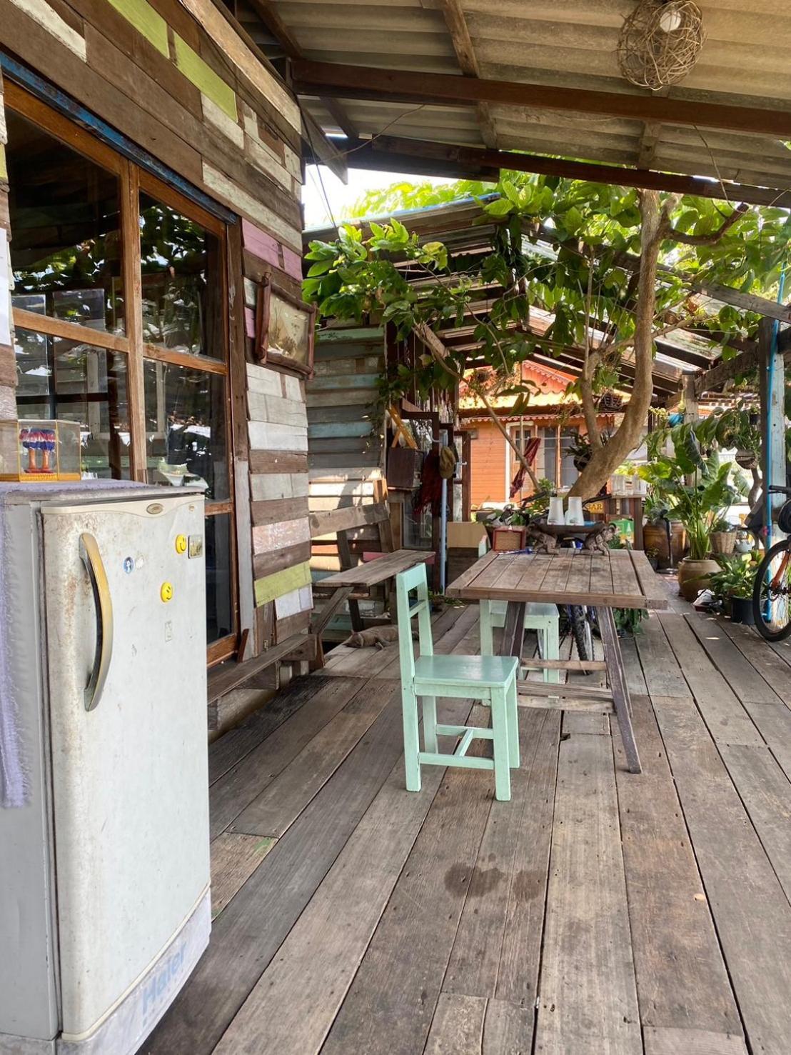 Baan Golite Ko Kret - บ้านโกไล้เกาะเกร็ด Hospedagem domiciliar Nonthaburi