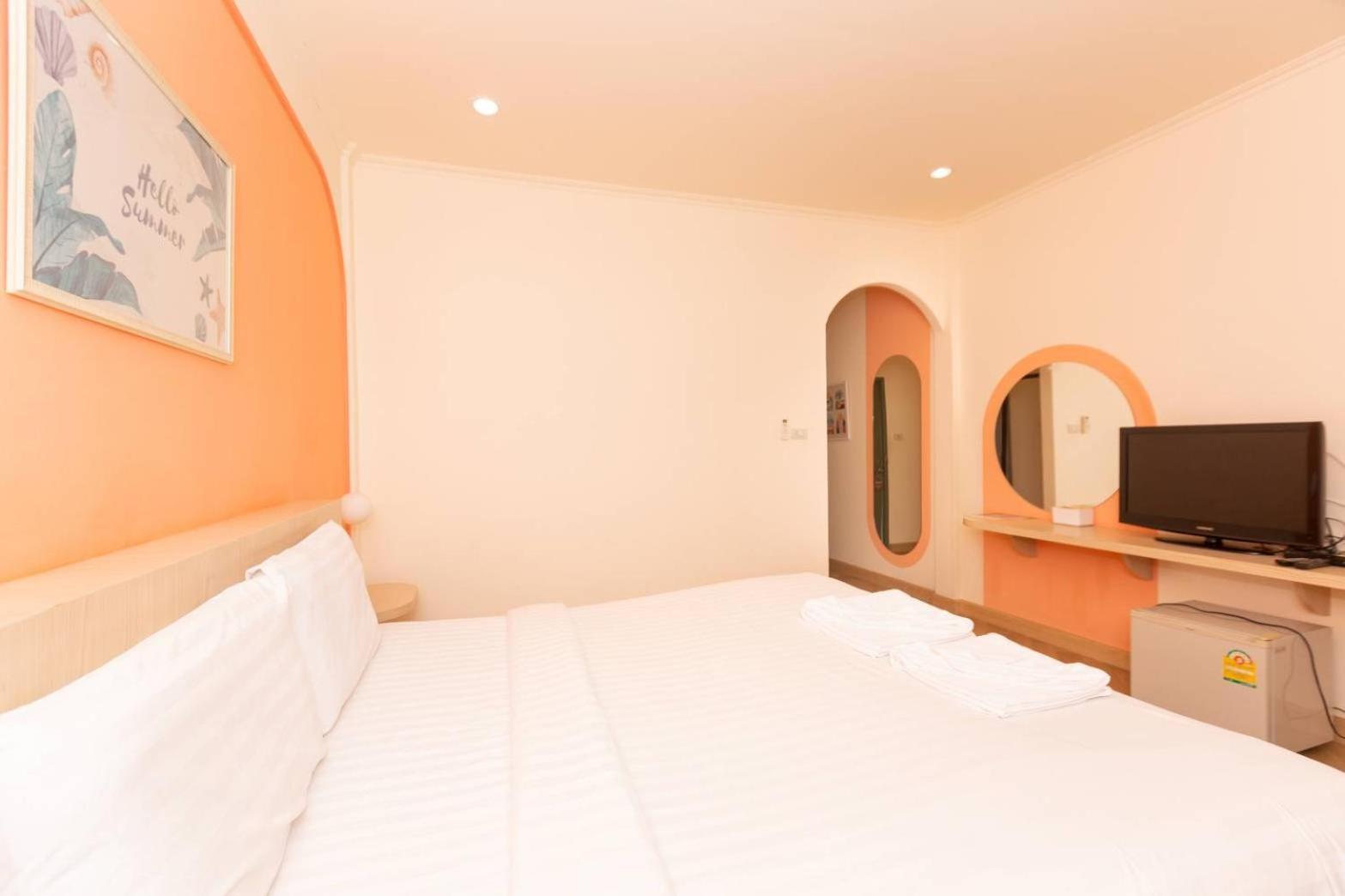 Sky View Hotel 4*