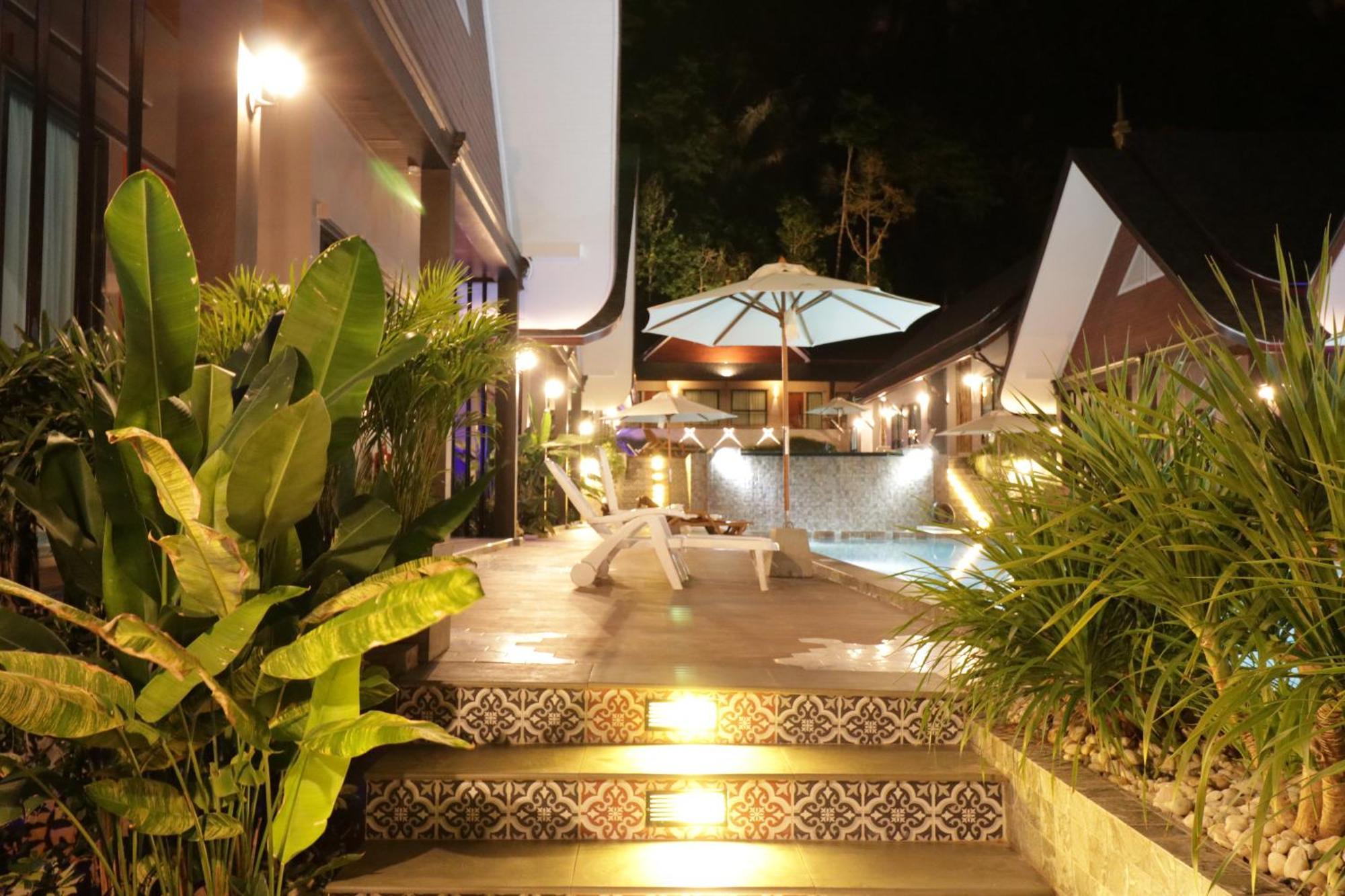 The Scene Cliff View Villa *