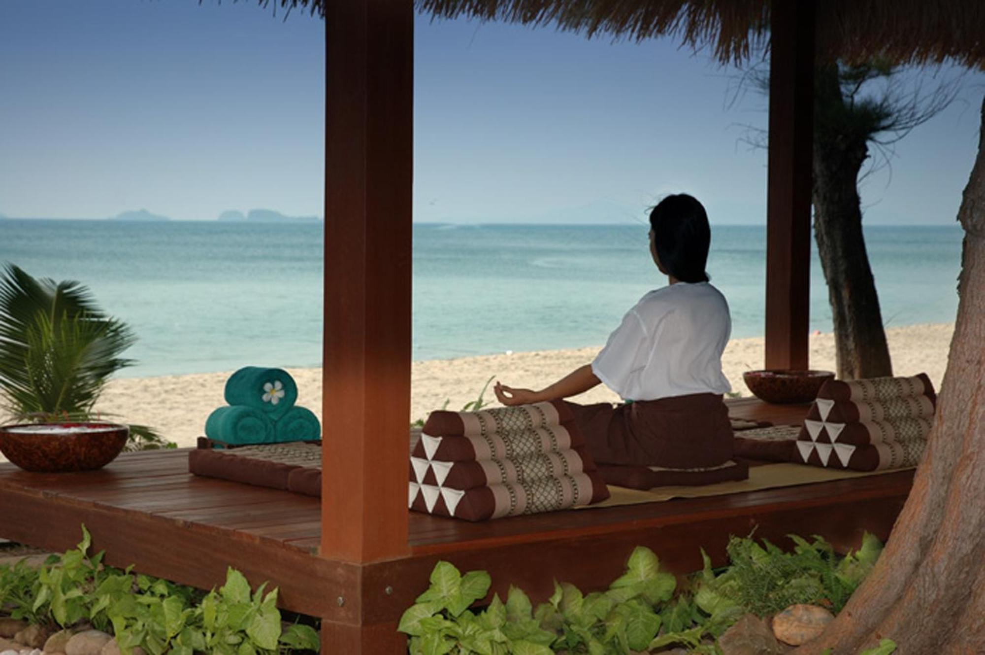 Novotel Rayong Rim Pae Hotel