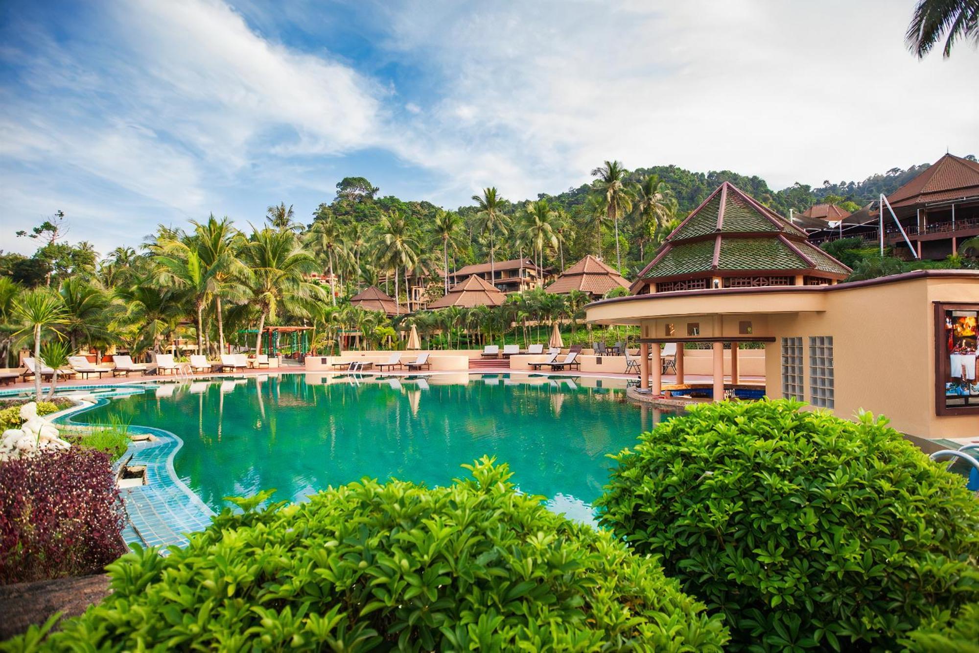 Resort The Aiyapura 4*