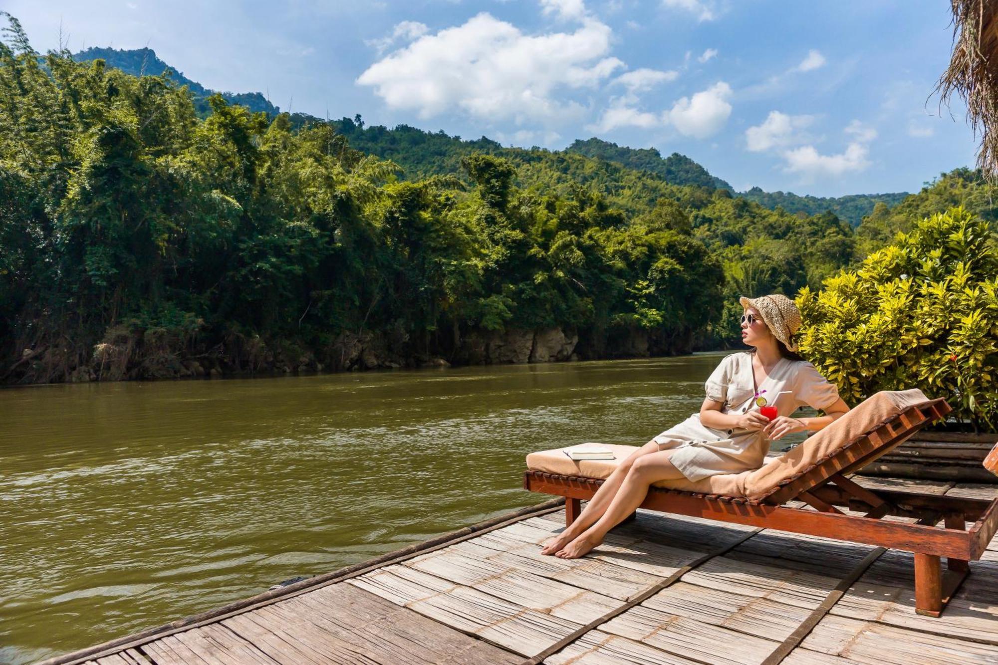River Kwai Jungle Rafts Hotel 4*