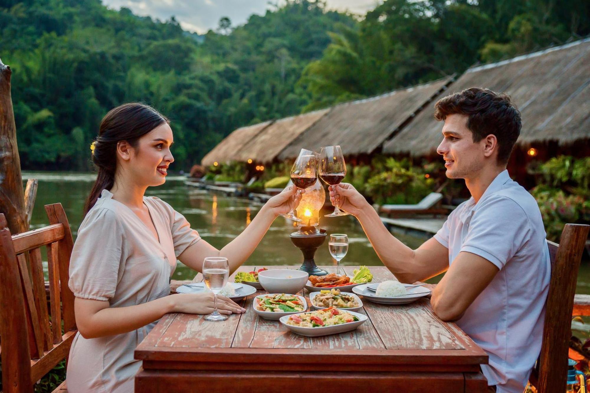 River Kwai Jungle Rafts Hotel 4*