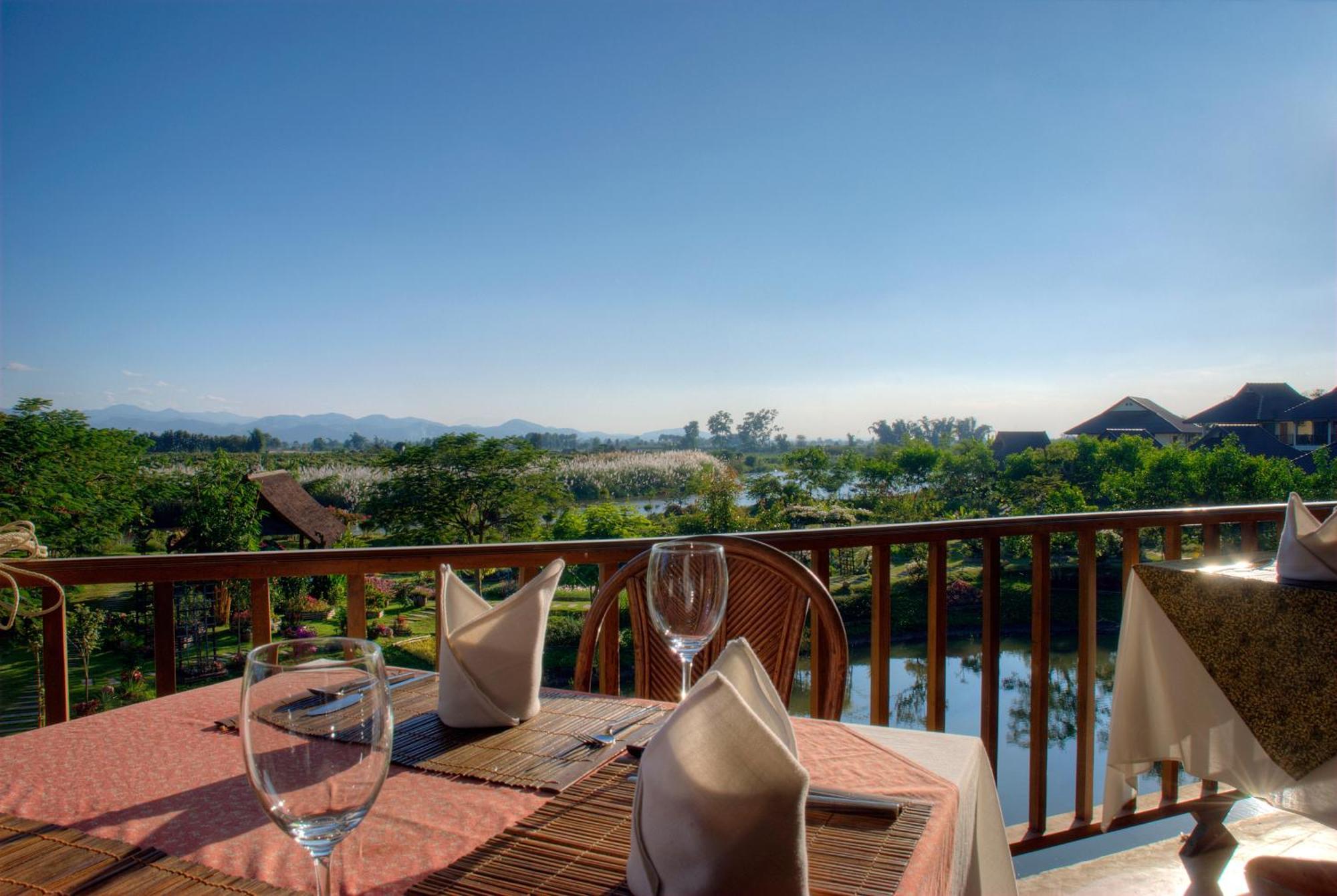 Maekok River Village 4*