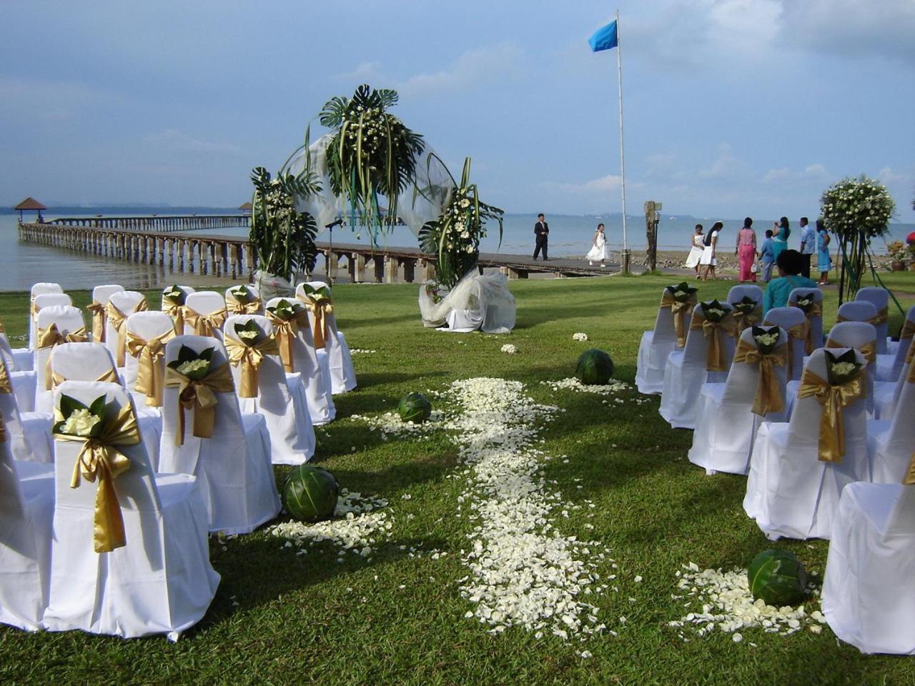 Rayong Hotel Ban Phe