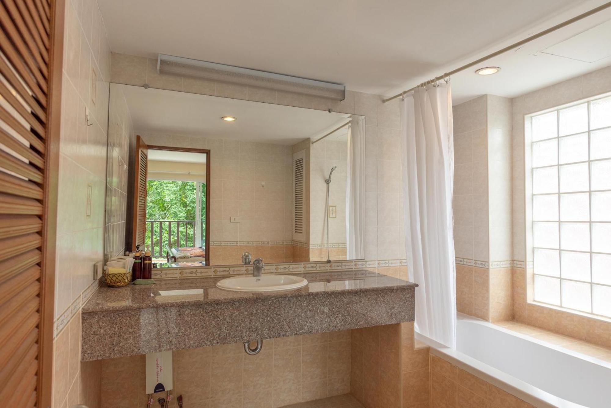 Jomtien Beach Residence 3*