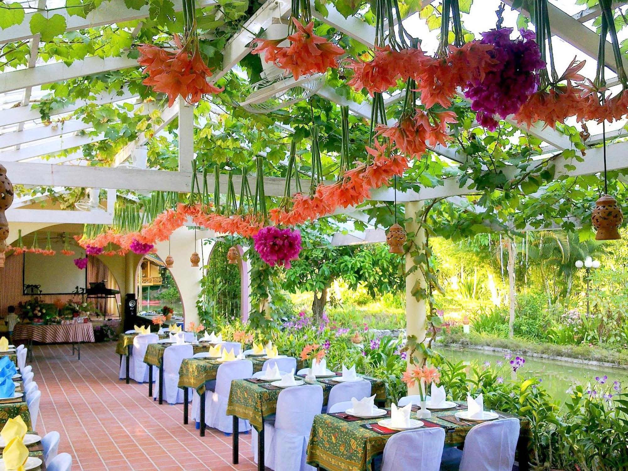Ekman Garden Resort Sichon