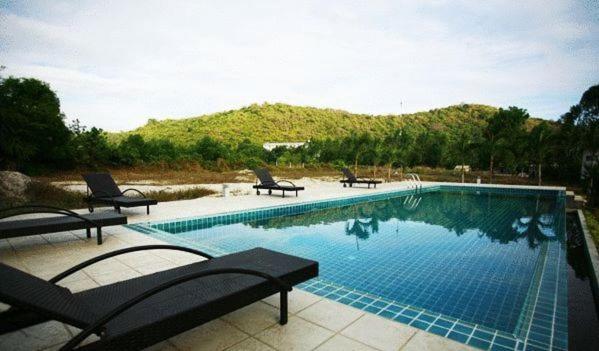 Resort White@sea