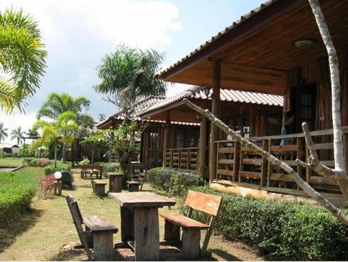 Busai Country View 3*