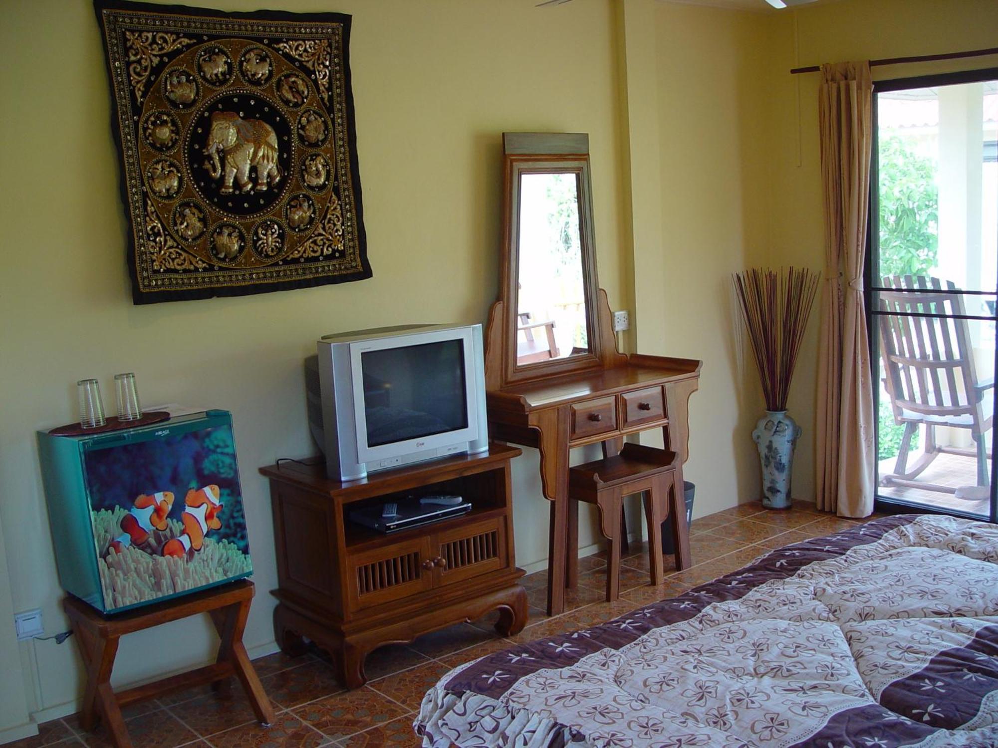 Buffalo Bay Vacation Club Koh Phayam