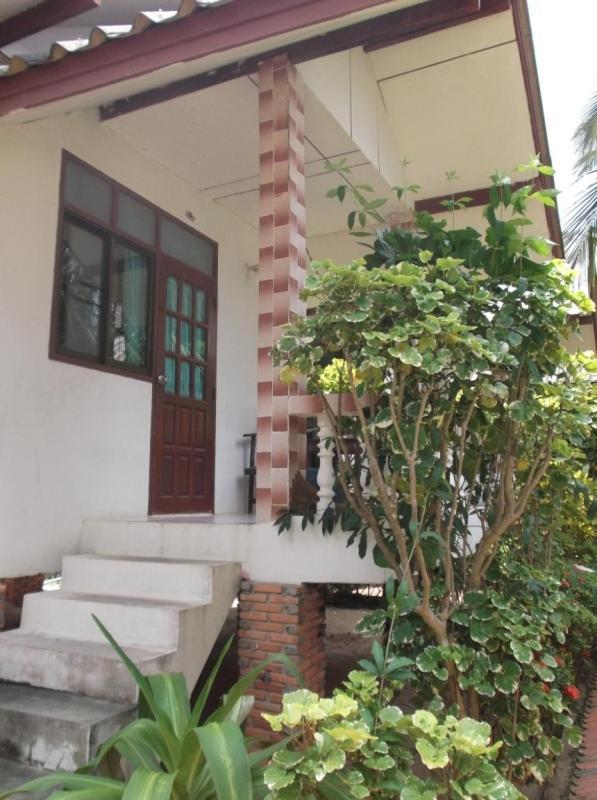 Palm Point Village Hotel 2*