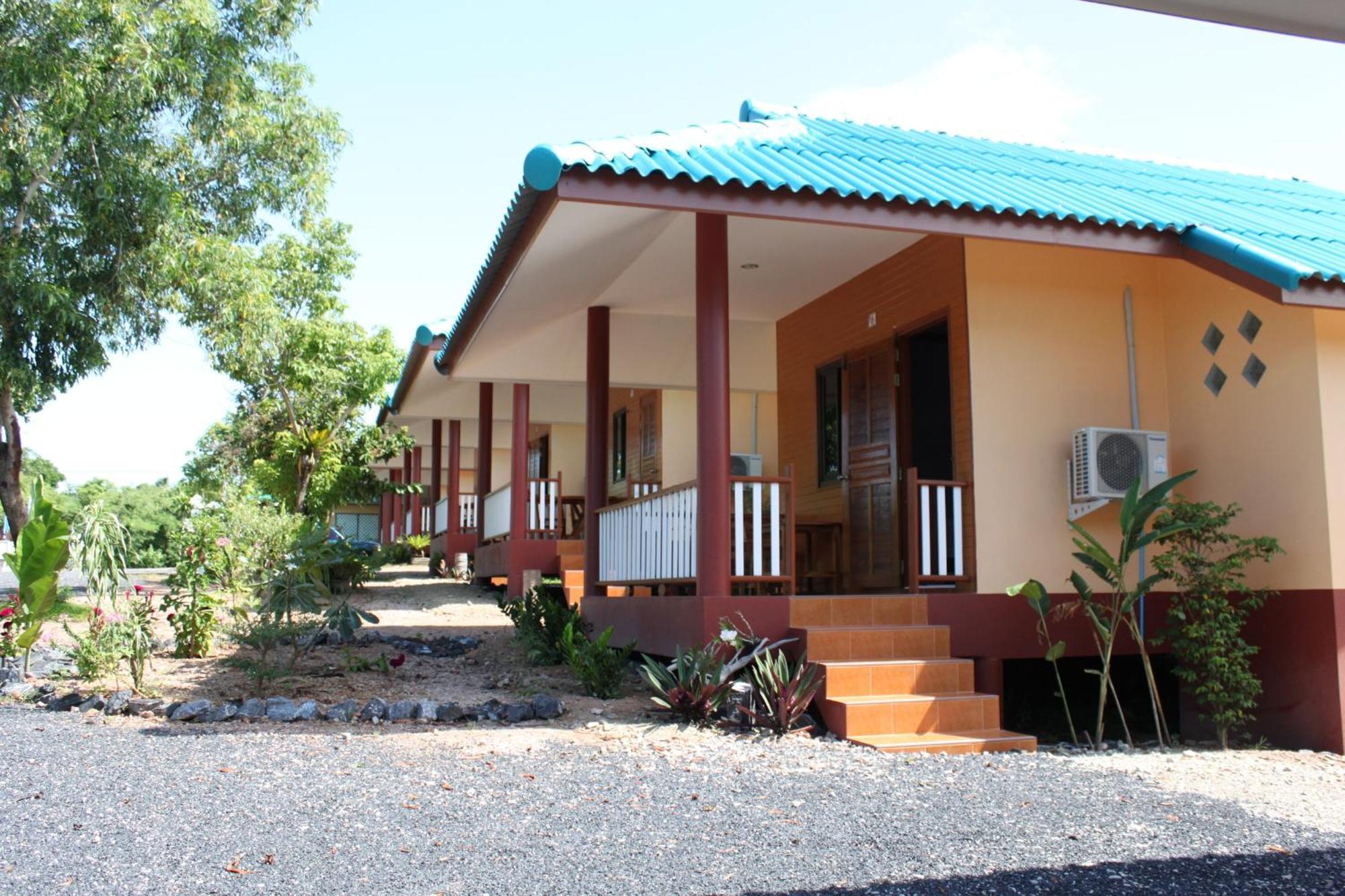 Lam-tong Guest house