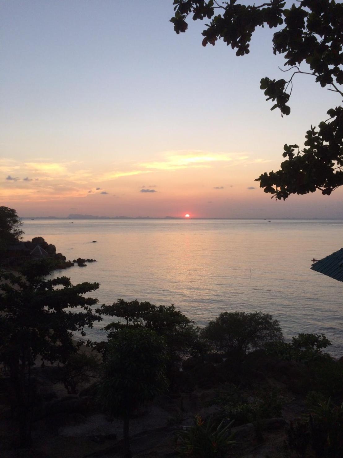 Dragon Hut Resort 3*