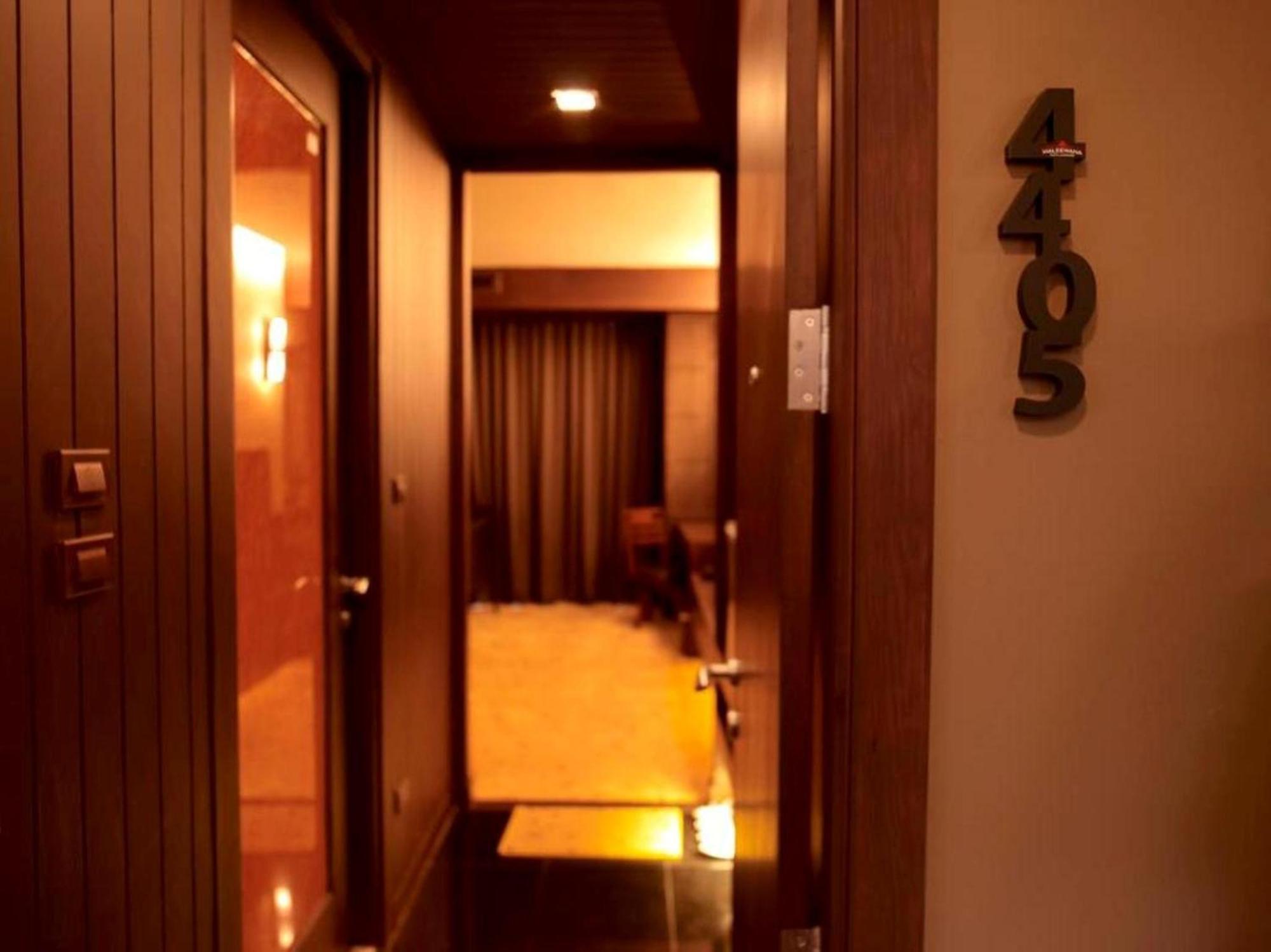 Hotel Maleewana & Ban Bang Muang (Nonthaburi)
