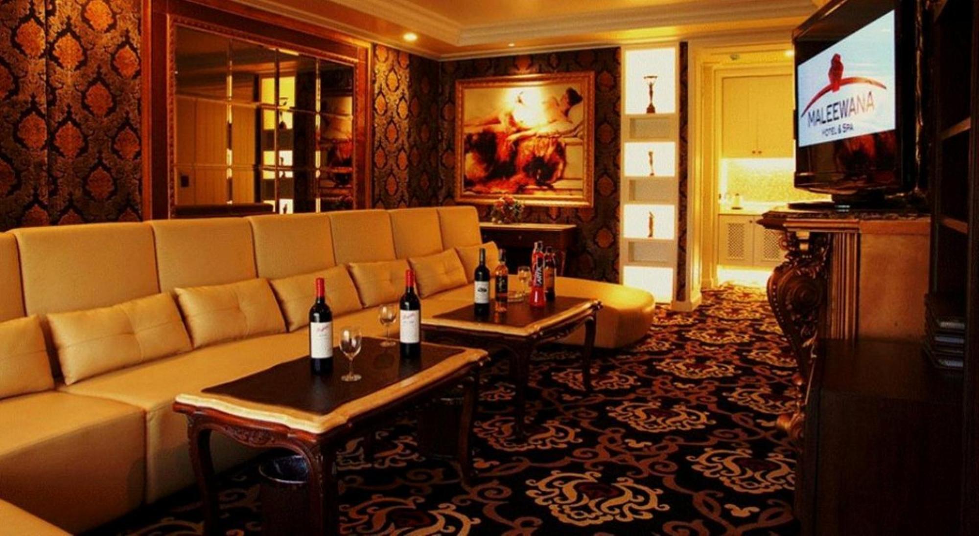 Maleewana & Hotel 3*