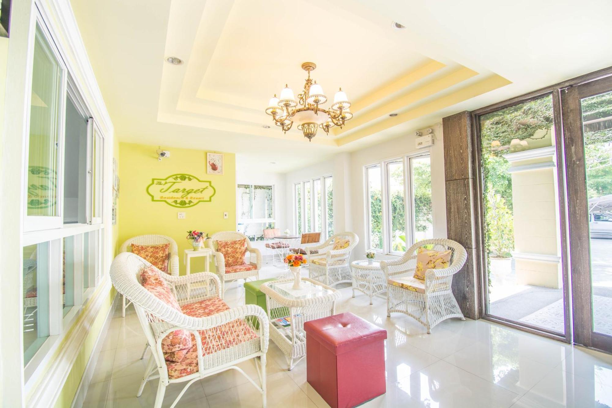Hostel The Target Chiang Rai